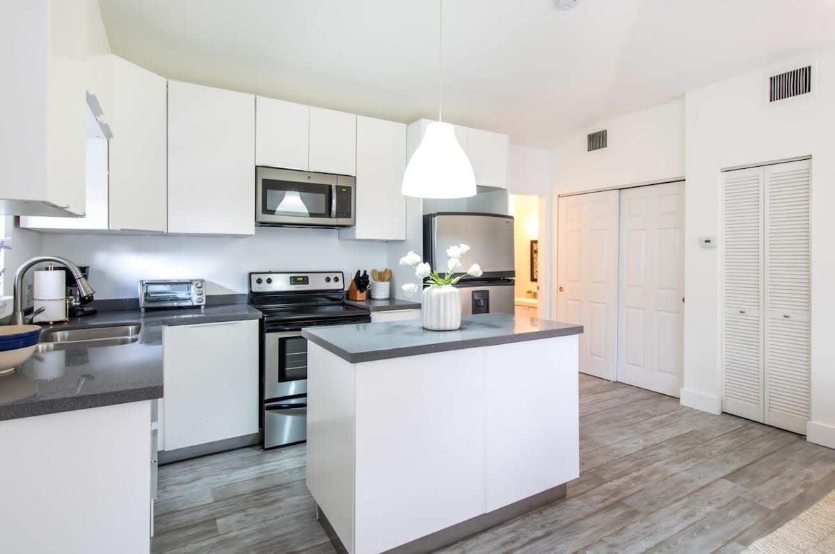 Roami at Downtown Retreat |Cerca de South Beach con piscina